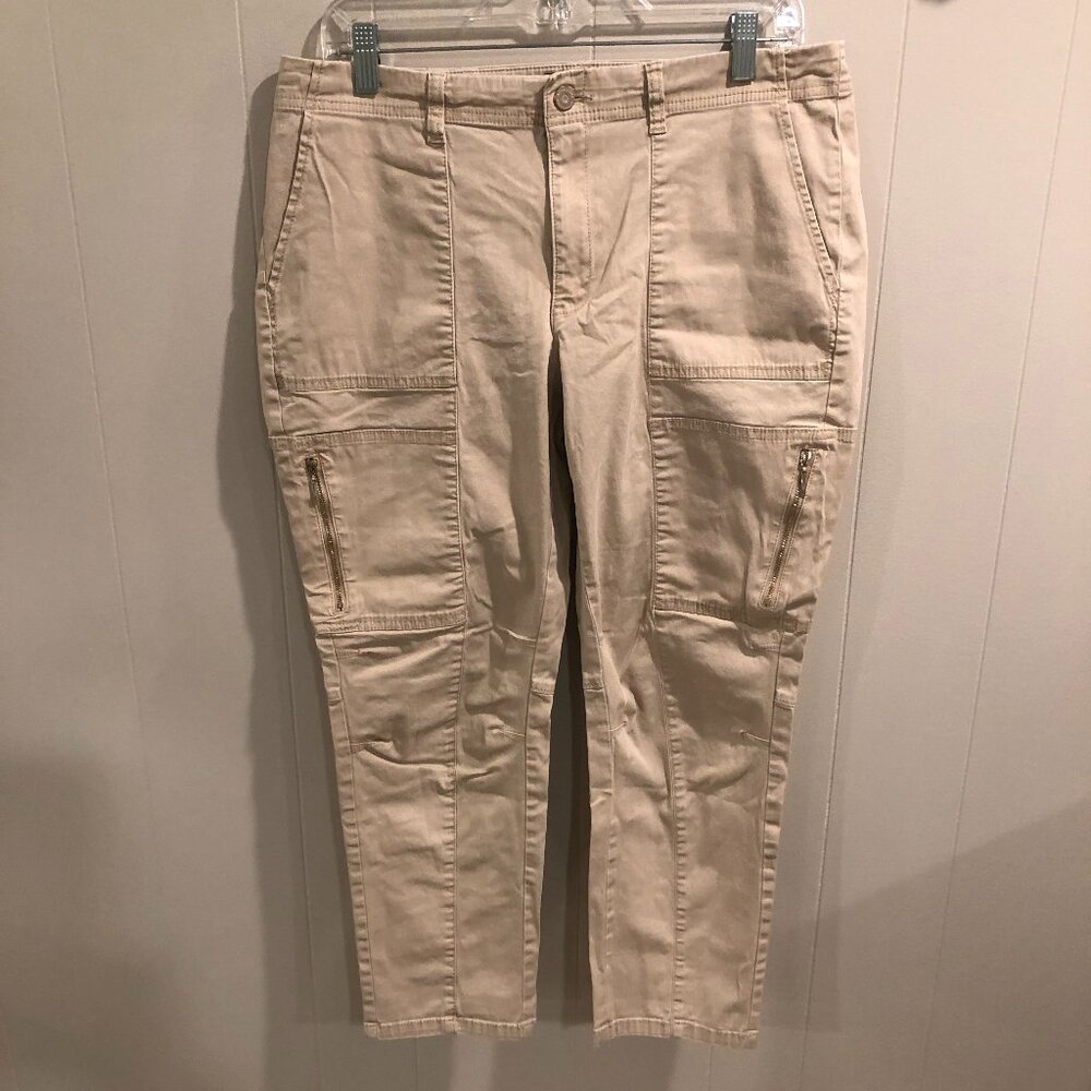 White House Black Market Cargo Style Cropped Chinos, Size 12